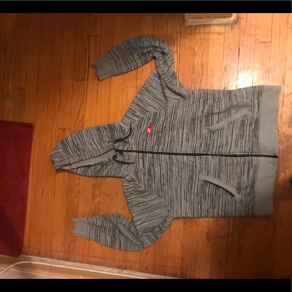 Men’s Nike hoodie